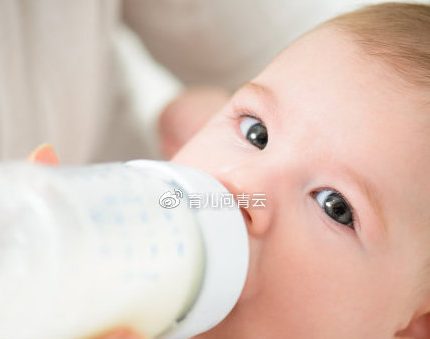 宝宝早上起来就喝奶粉好，这样好吗？