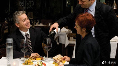 在餐厅点葡萄酒 如何防止被宰？
