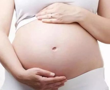 怀孕后水肿，孕妇没必要硬抗，或许可以试试这些方法