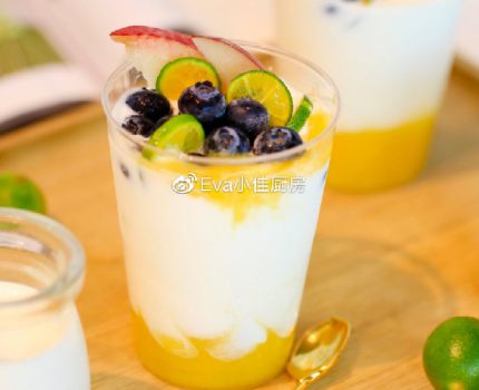 夏日水果酸奶杯，高颜值又好喝！